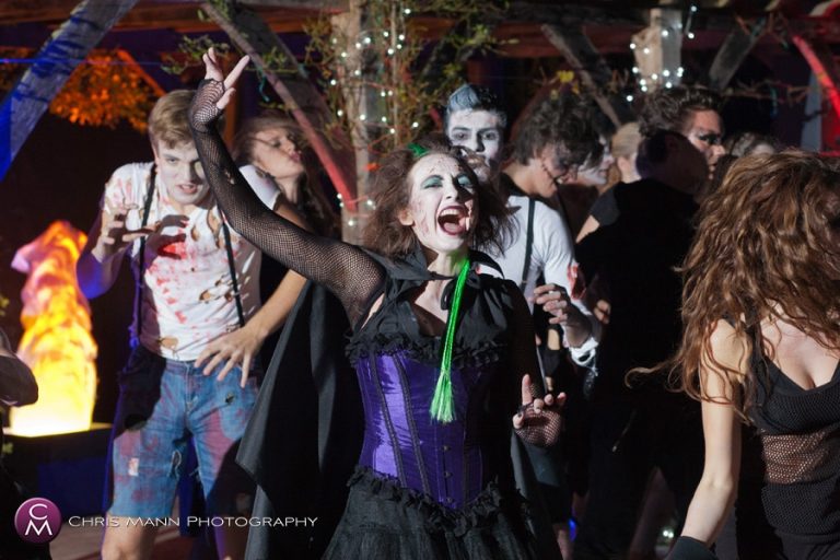 Read more about the article An Amazing Halloween Party