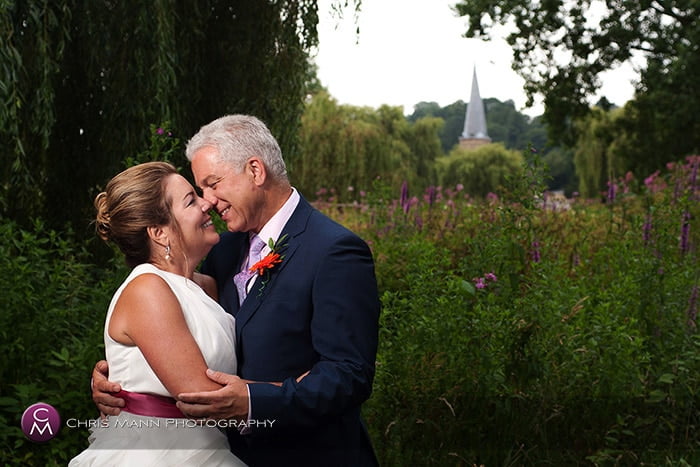 You are currently viewing Sharon & Mark’s Guildford Registry Office Wedding