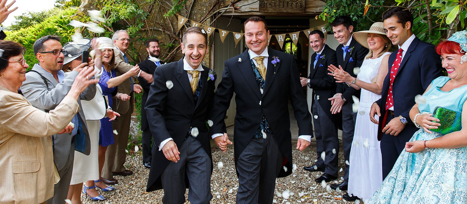 You are currently viewing Brympton wedding | Jason & John | sneak peek