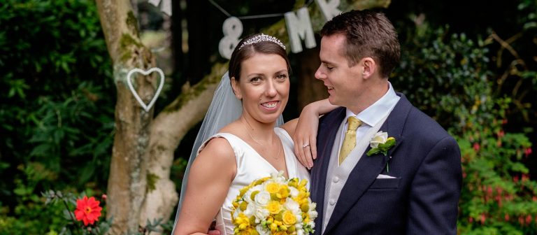 Read more about the article Hampshire wedding photos | Laura & Matthew