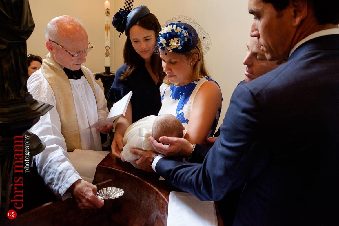 You are currently viewing Brompton Oratory Christening photos | Victoria and Family
