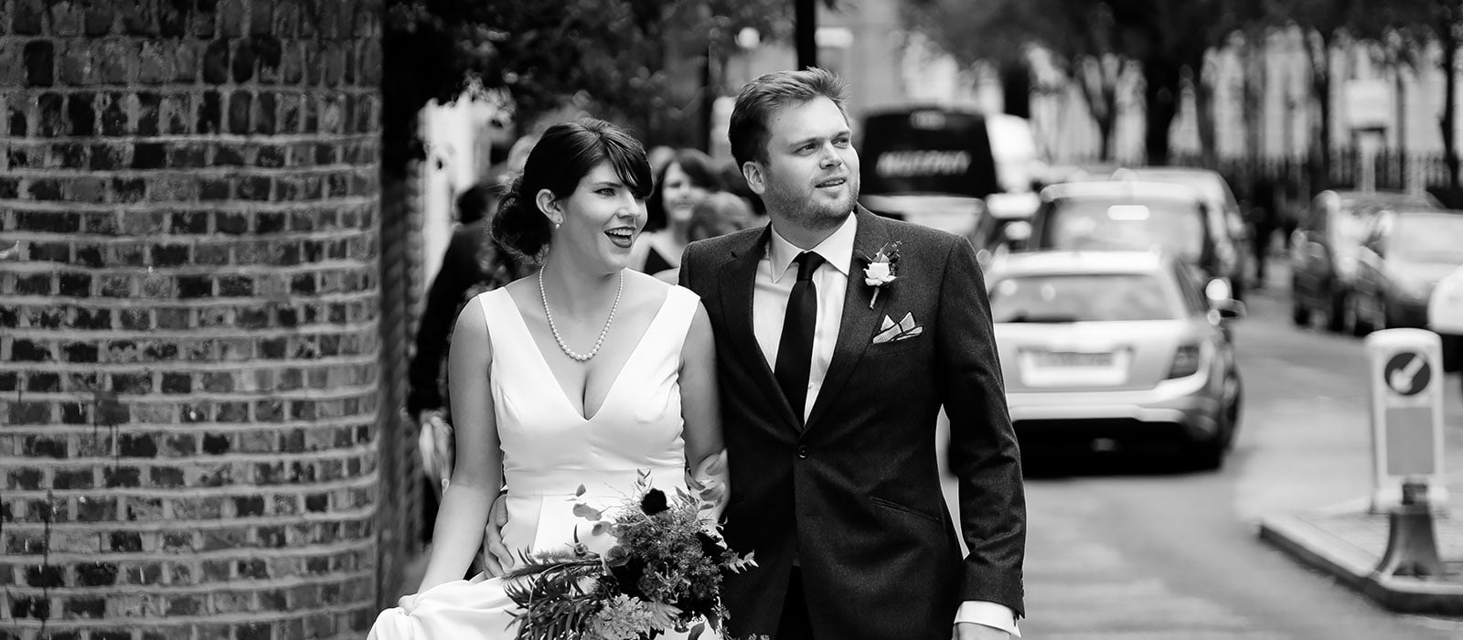 You are currently viewing Islington Town Hall Wedding | Julie and Tom