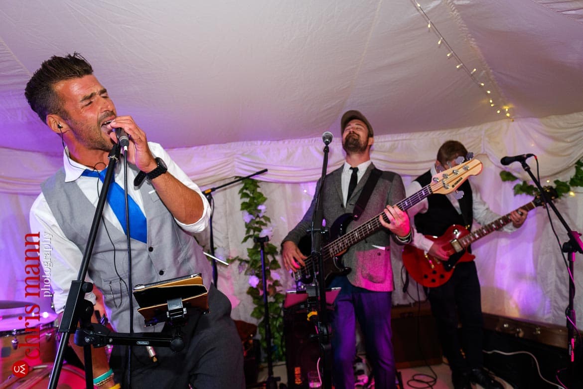 Surrey garden wedding