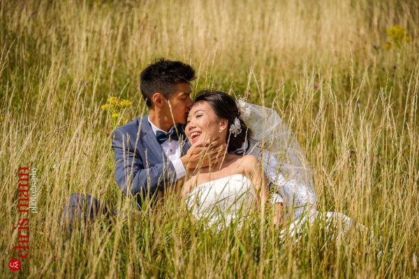 Read more about the article Newlands Corner Surrey wedding photoshoot | Careena + Adrian